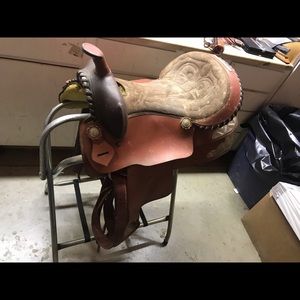 15” barrel saddle